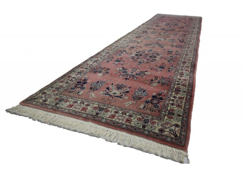 Isfahan 310 x 78 cm